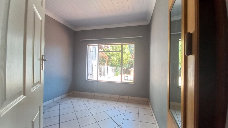 To Let 3 Bedroom Property for Rent in Pellissier Free State